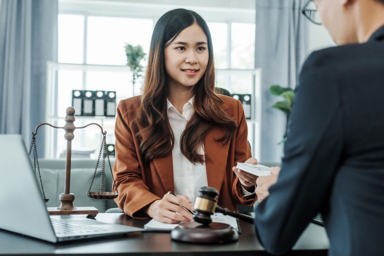 Startup Legal Checklist – 10 Things Every Founder Must Know